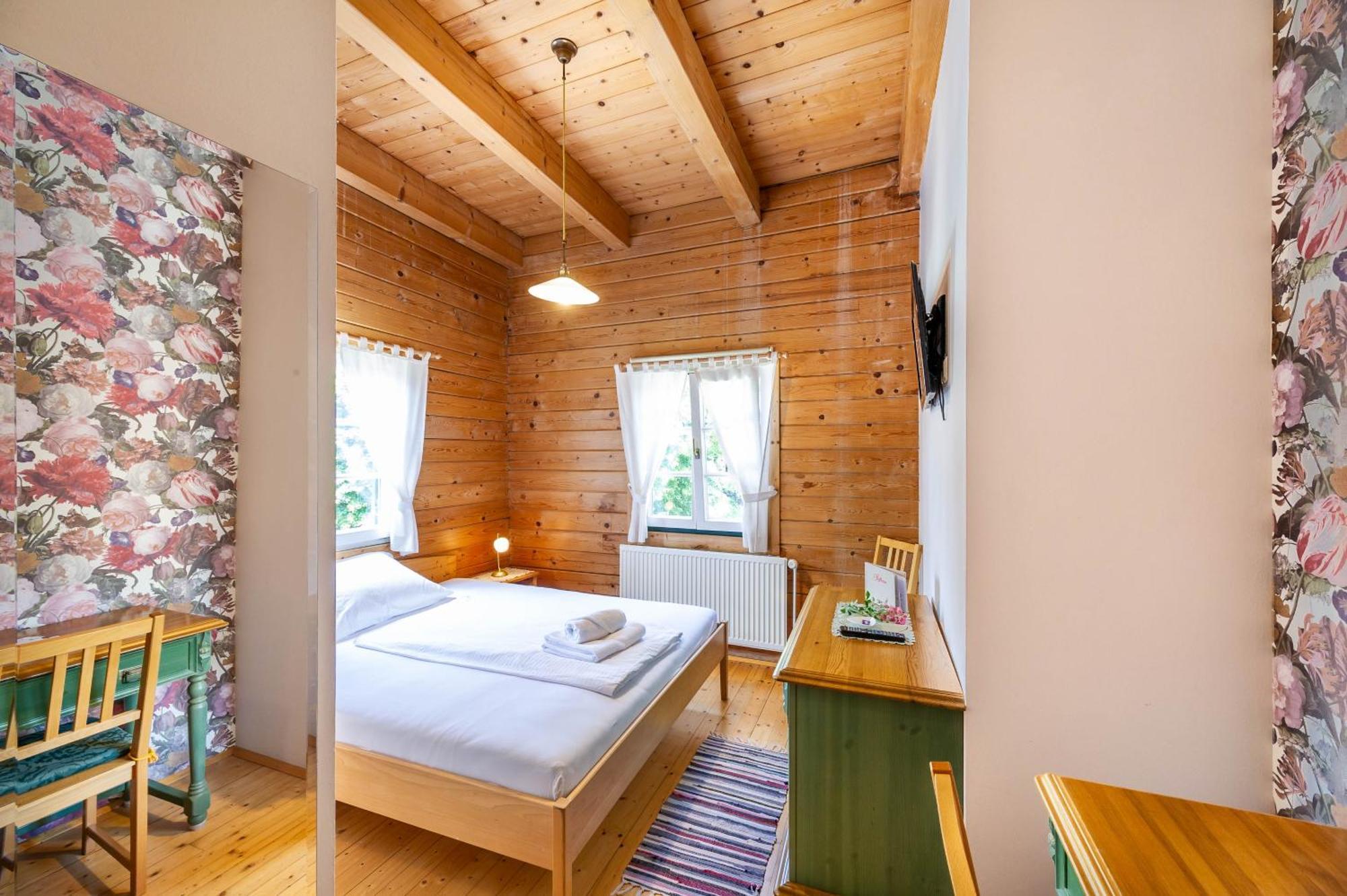 Stoffbauer Gmbh Hotel กราซ ภายนอก รูปภาพ