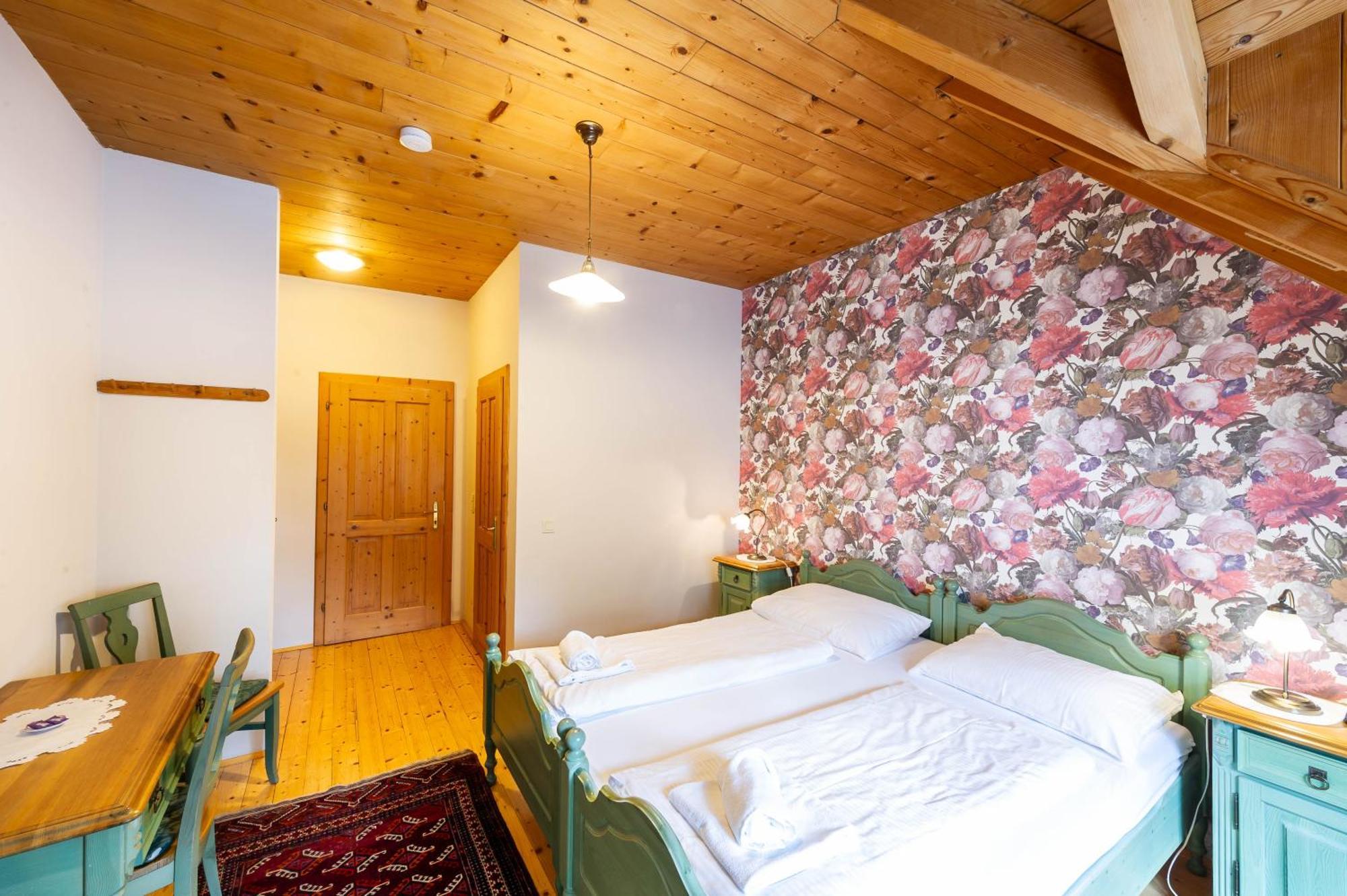 Stoffbauer Gmbh Hotel กราซ ภายนอก รูปภาพ