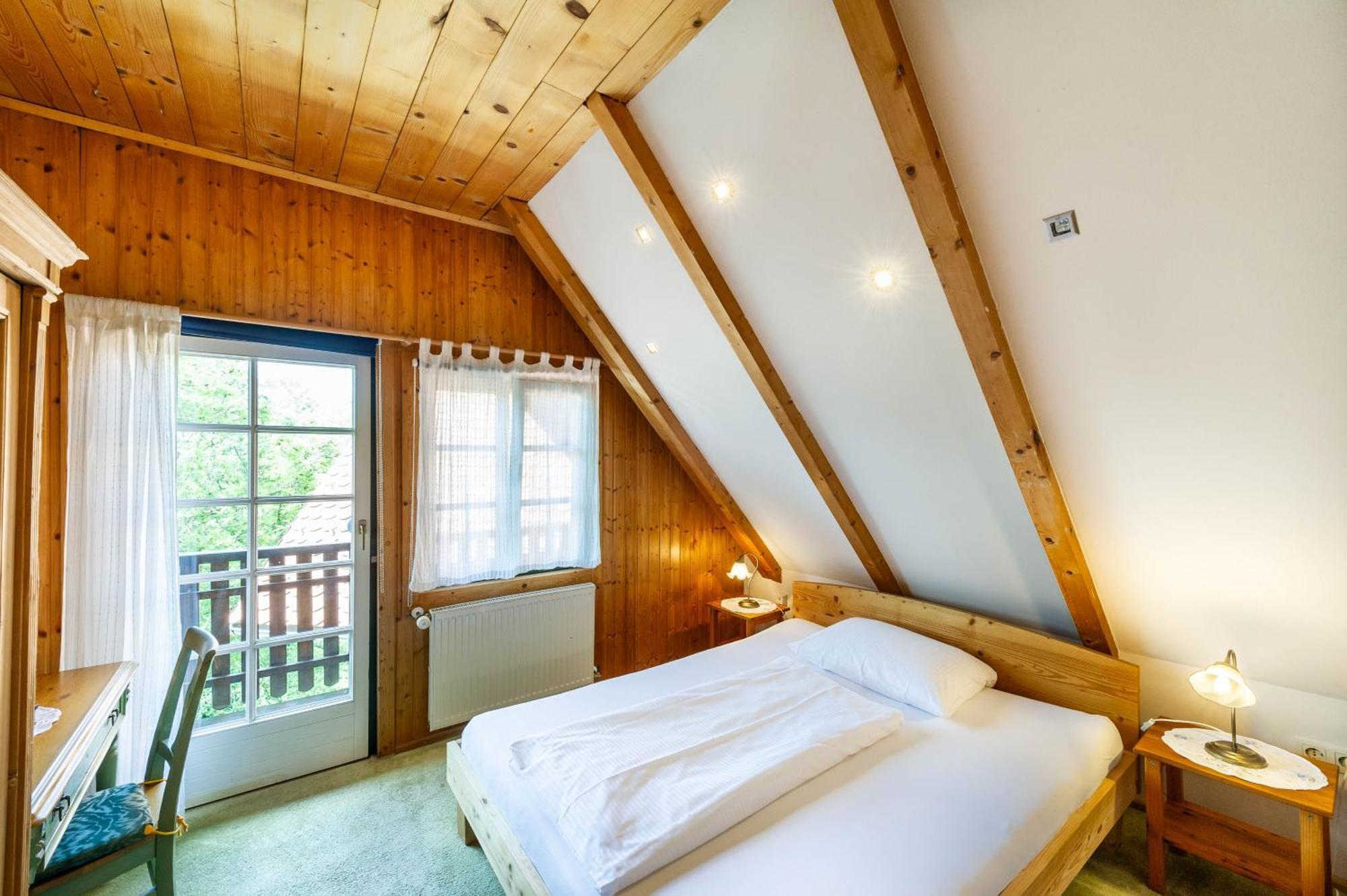 Stoffbauer Gmbh Hotel กราซ ภายนอก รูปภาพ