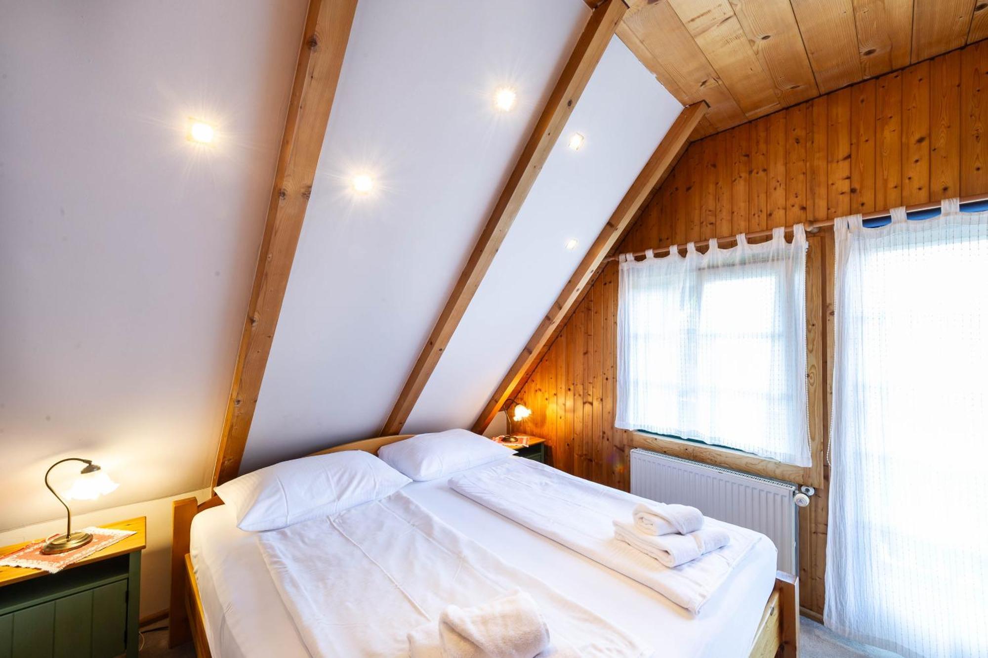 Stoffbauer Gmbh Hotel กราซ ภายนอก รูปภาพ